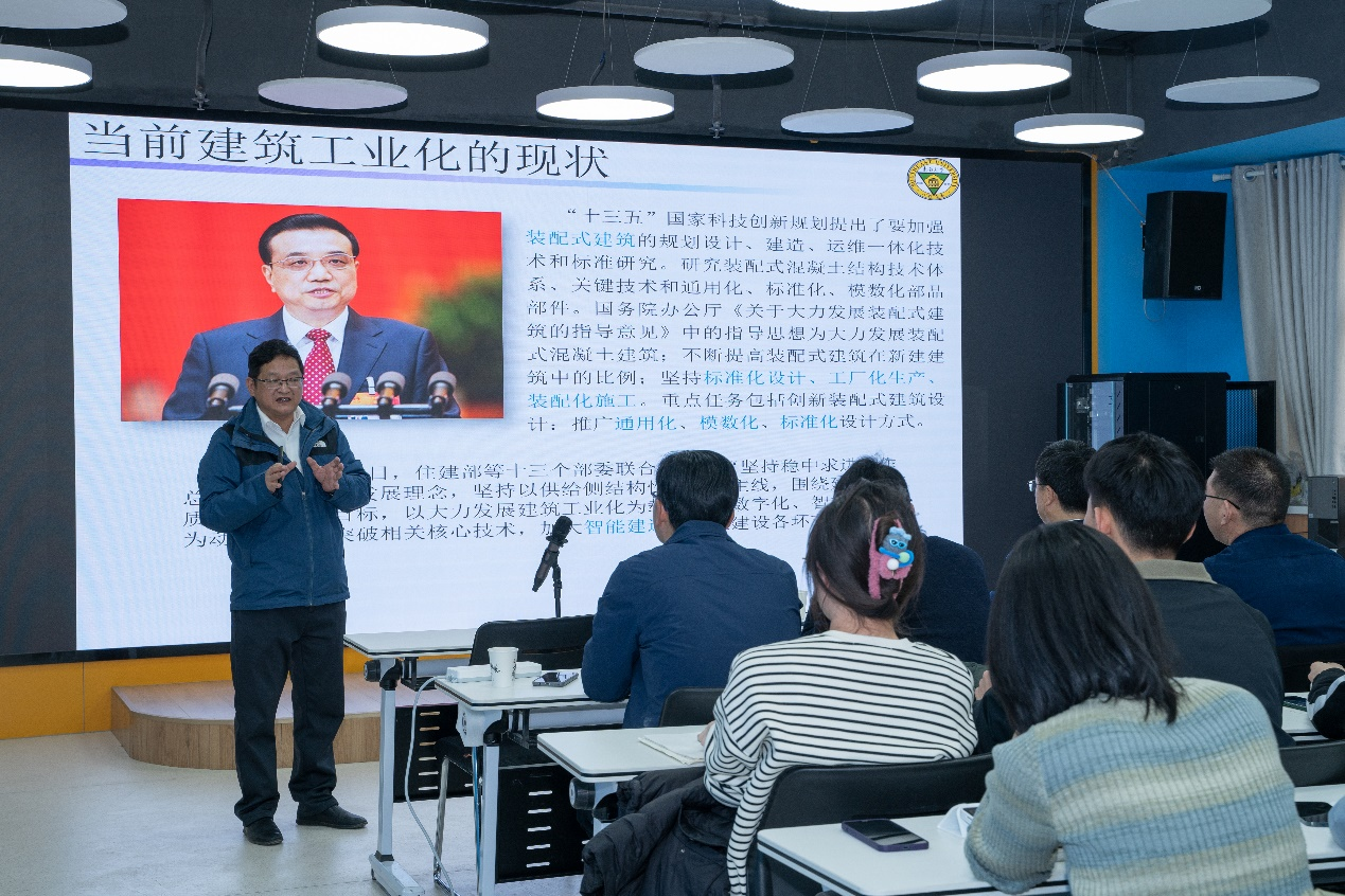 东南大学吴京教授来校进行学术交流